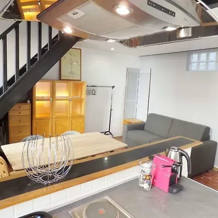 29 Rue Des Potiers Apartment