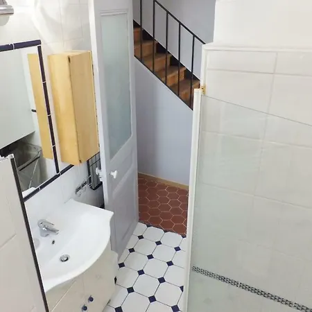 29 Rue Des Potiers Apartment